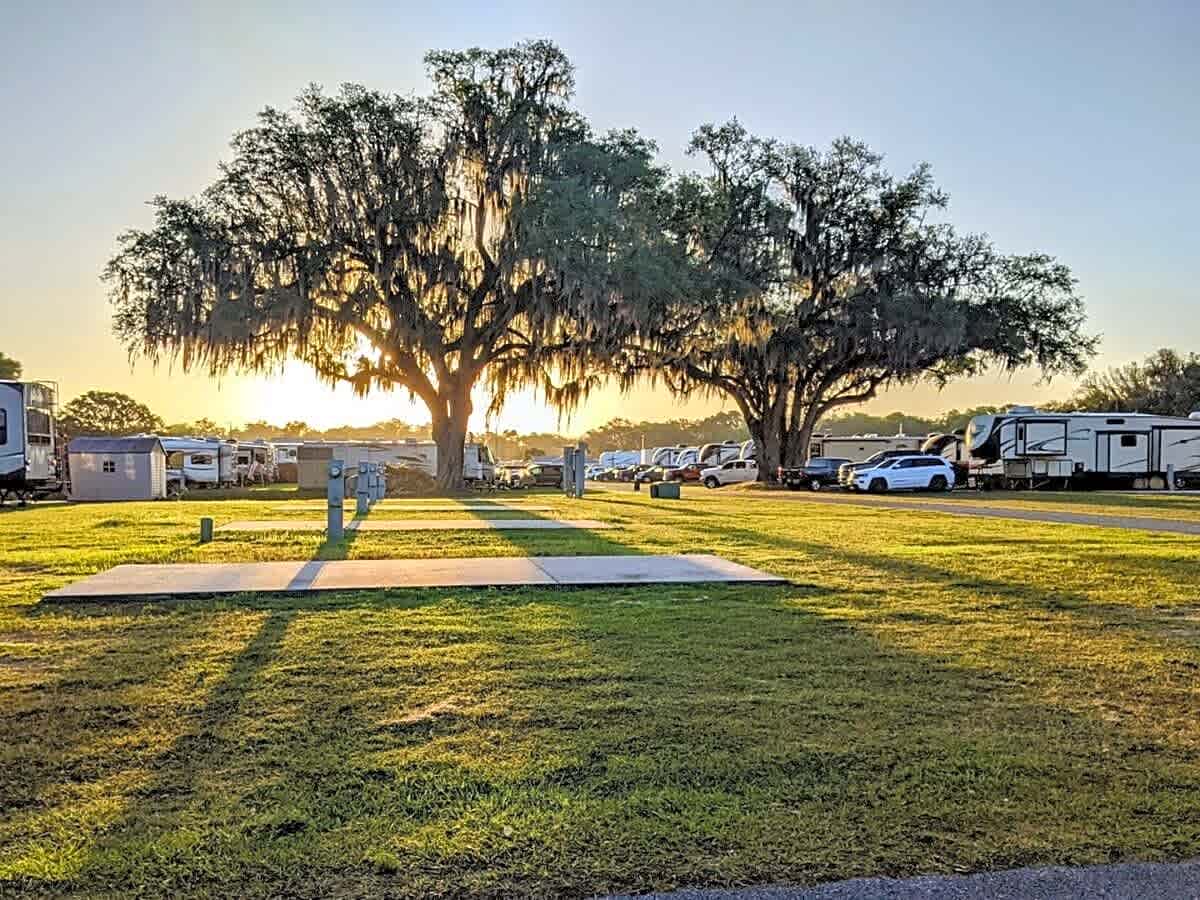 Paradise Oaks RV Resort