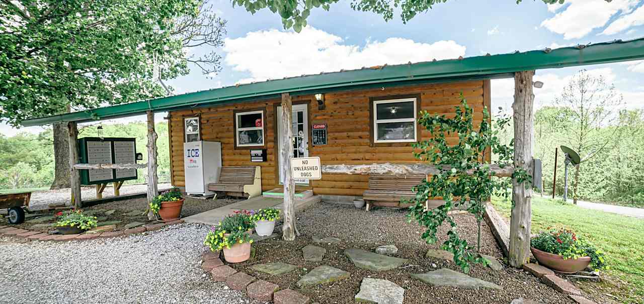 NWA Hideaway