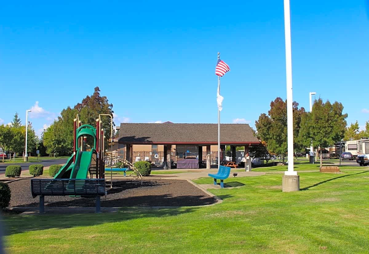 Hee Hee Illahee RV Resort - Hipcamp in Salem, Oregon