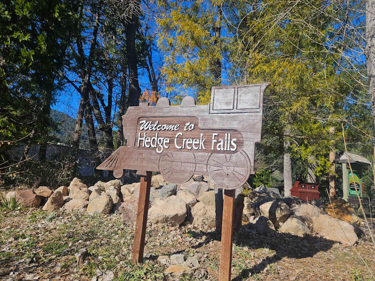 Hedge falls creek - local hike