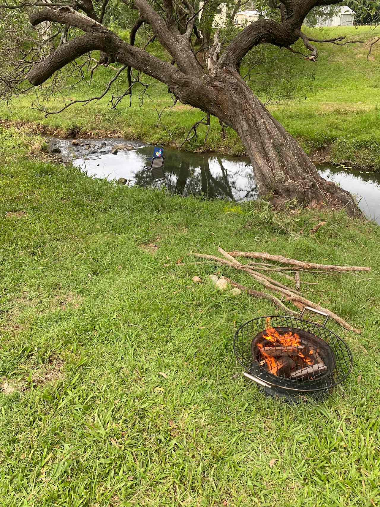 BBQ Fire pits available 