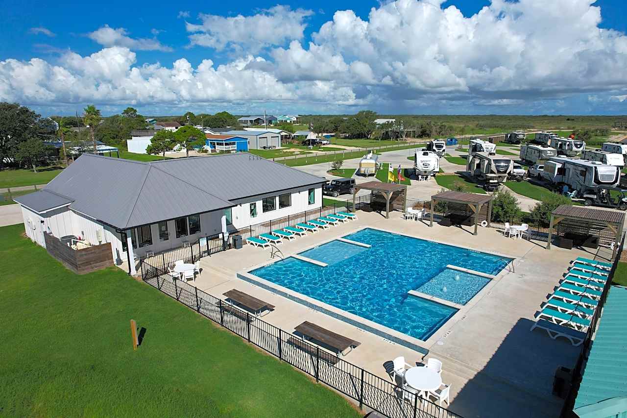R & R RV Resort & Casitas