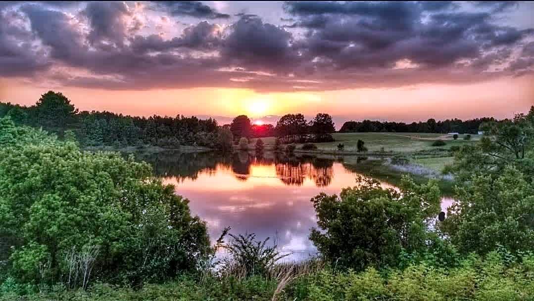 Bonnie & Clyde RV Resort
