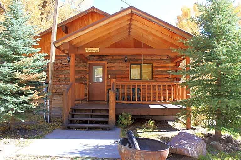 Blue Creek Lodge