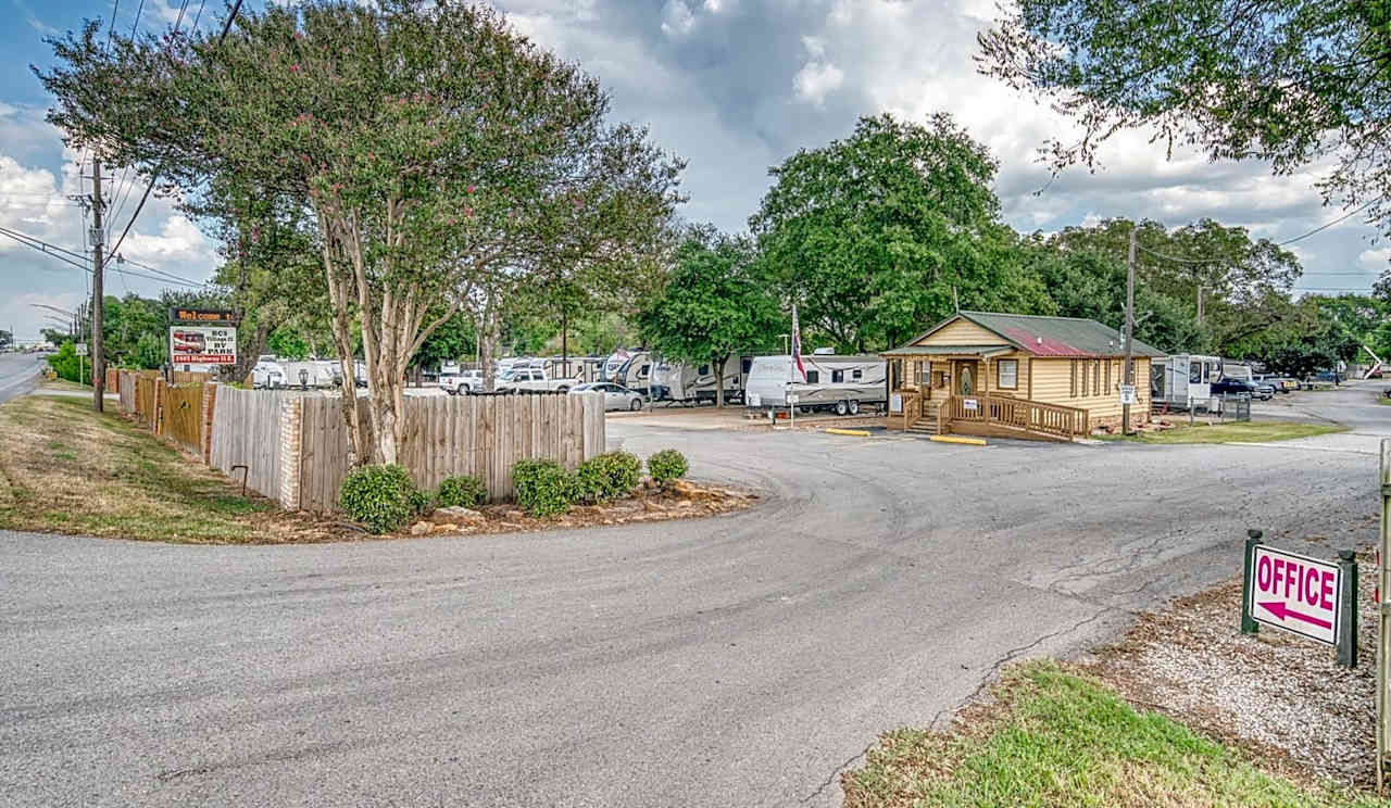 BCS Village 21 RV Park