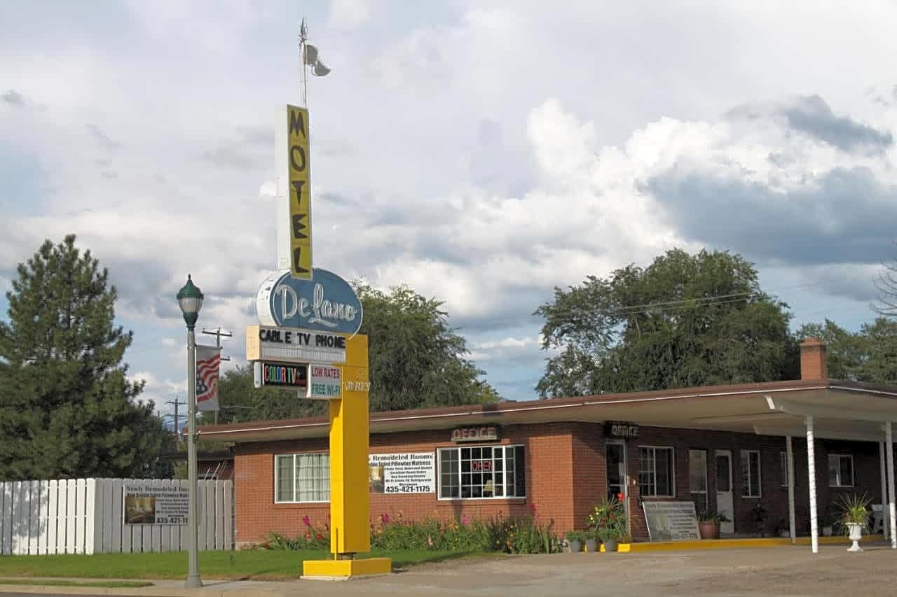 DeLano Motel RV Park