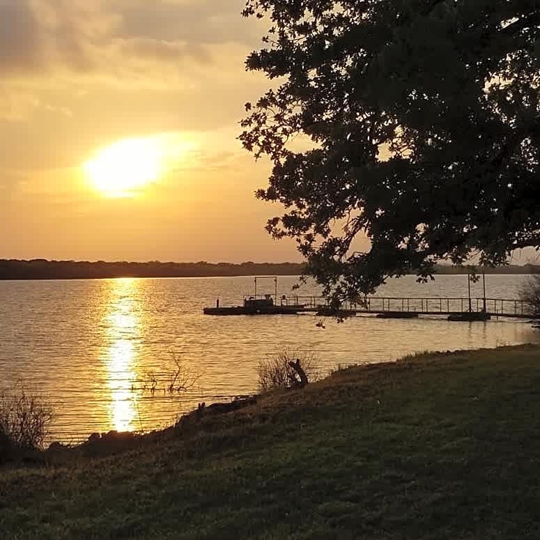 Bluebonnet Cove Casitas and RV Park