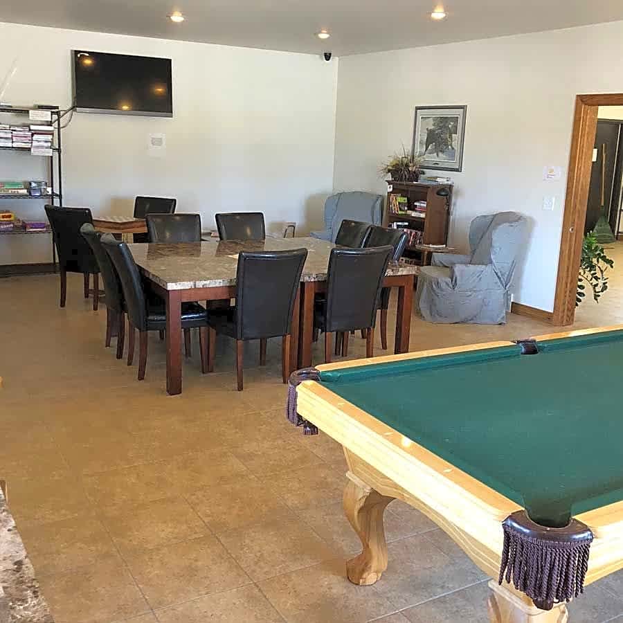 Rivers Edge RV & Cabins Resort
