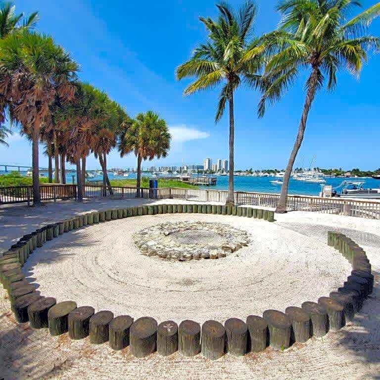 Peanut Island Campground