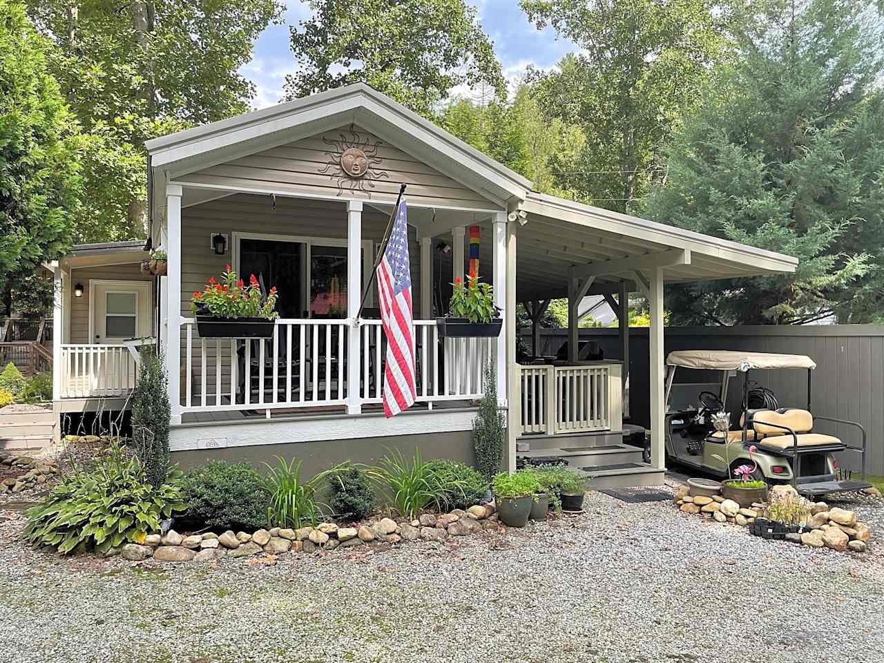 Starlite Trailer Lodge