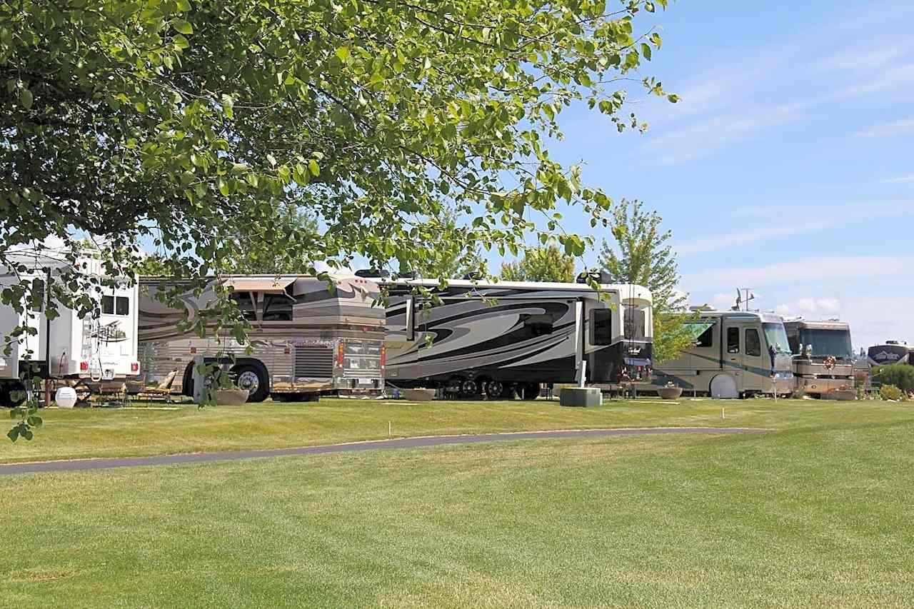 River Valley RV Resort