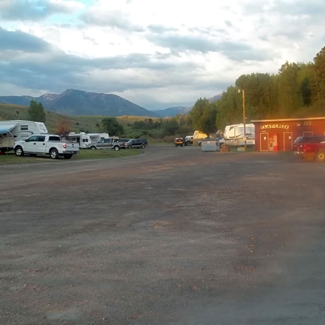 Flat Creek RV Park and Cabins