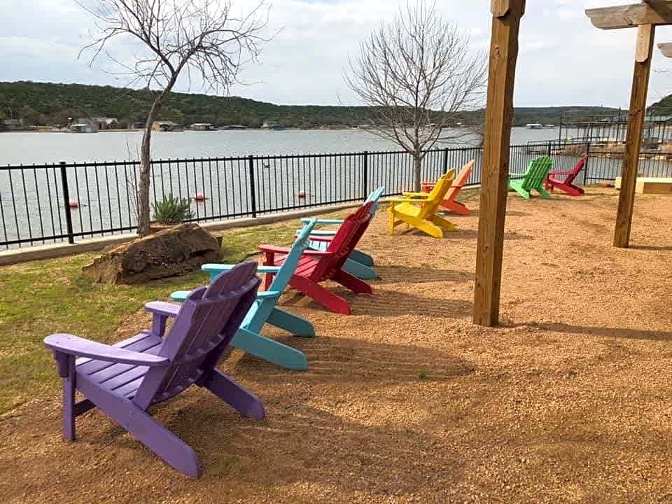 Fox Hollow Resort