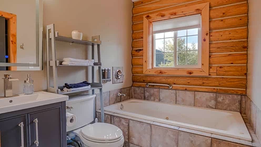 Mirror Lake Retreat