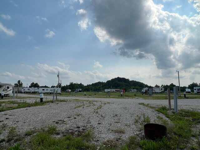 Oasis Point Rv Resort & Adventure Lake