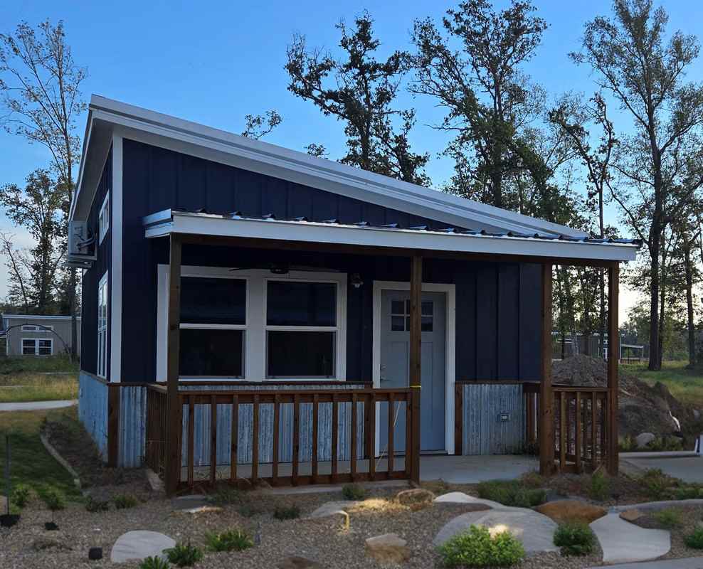 Lagoon Ranch Luxury RV and Cabin