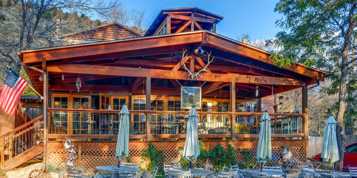 Cliff House Lodge