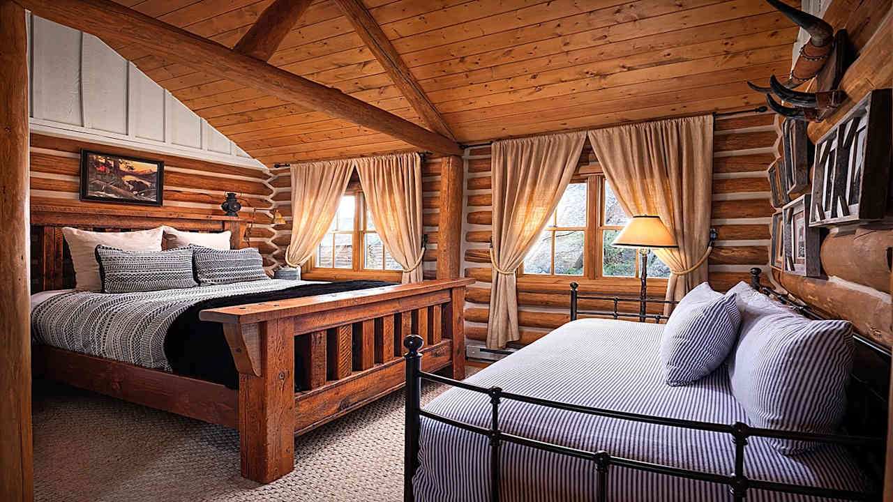 Cottonwood Cabin Suite
