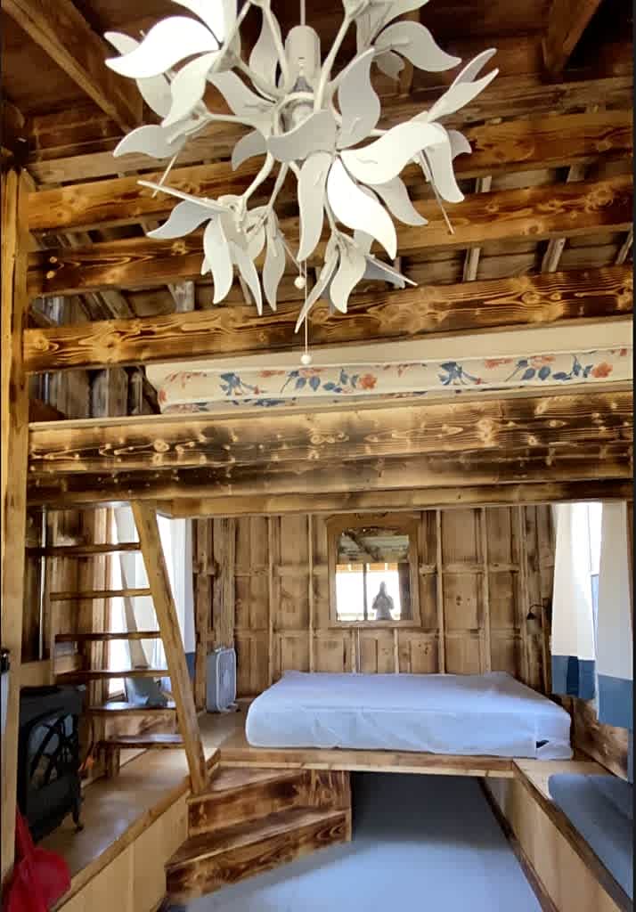 The Mermaid Cabin