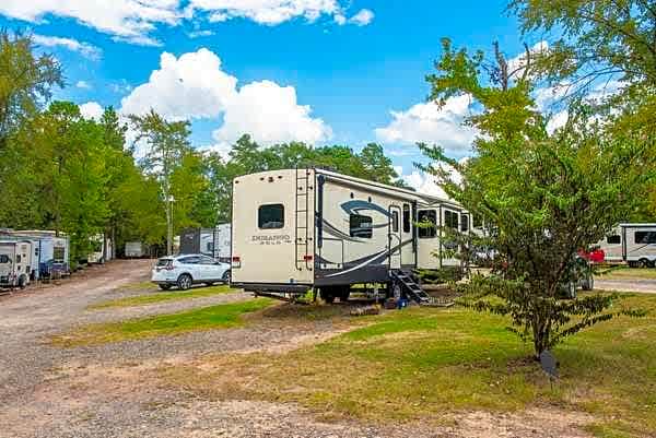 Premium Pull-Thru Rv 30/50 Amp W/E/S