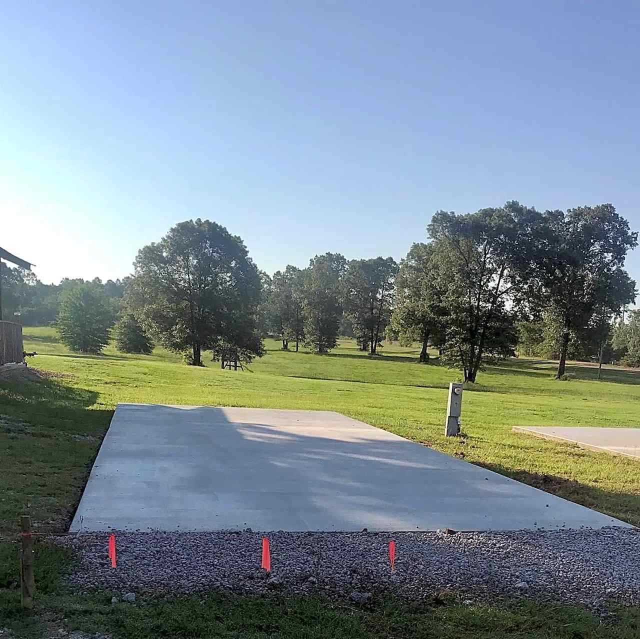 Concrete Pad Back-In Site
