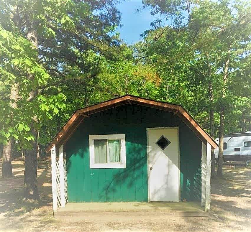 Rustic Cabin 4