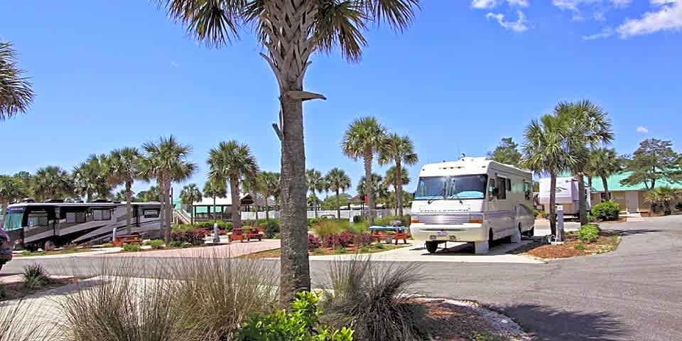 CBC - RV Deluxe Back-in w/ Beach View