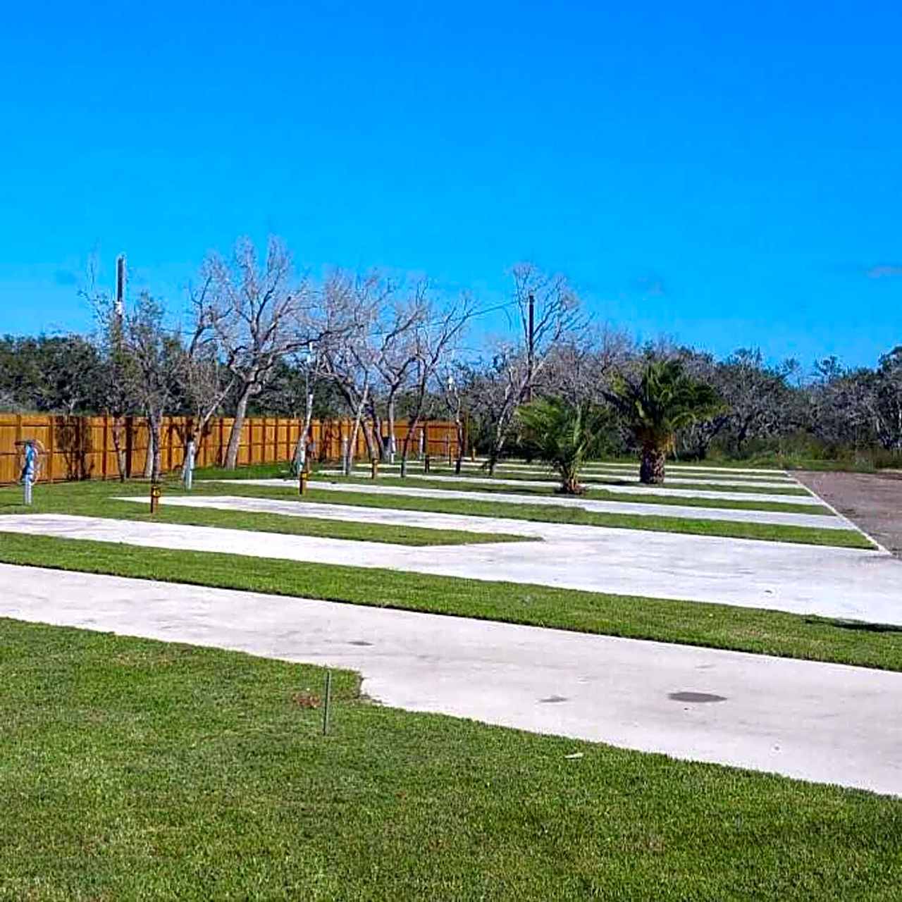 Standard Pull - Through RV Site