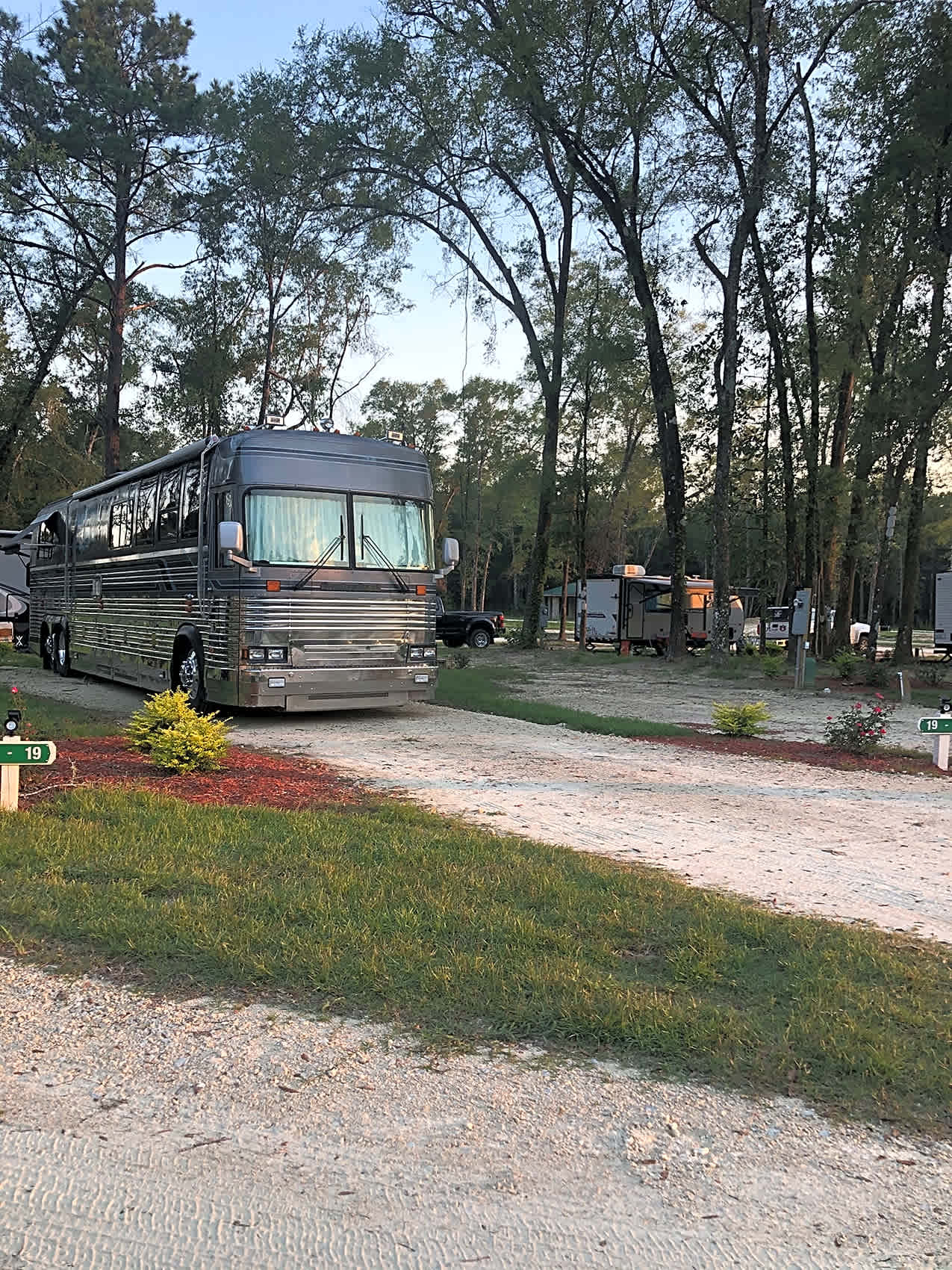 Full Hookup Back-In RV Site