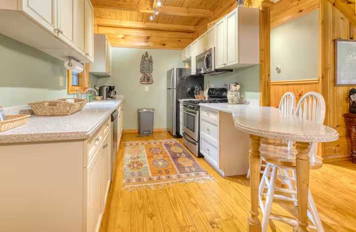 Cozy Cohutta Cabin
