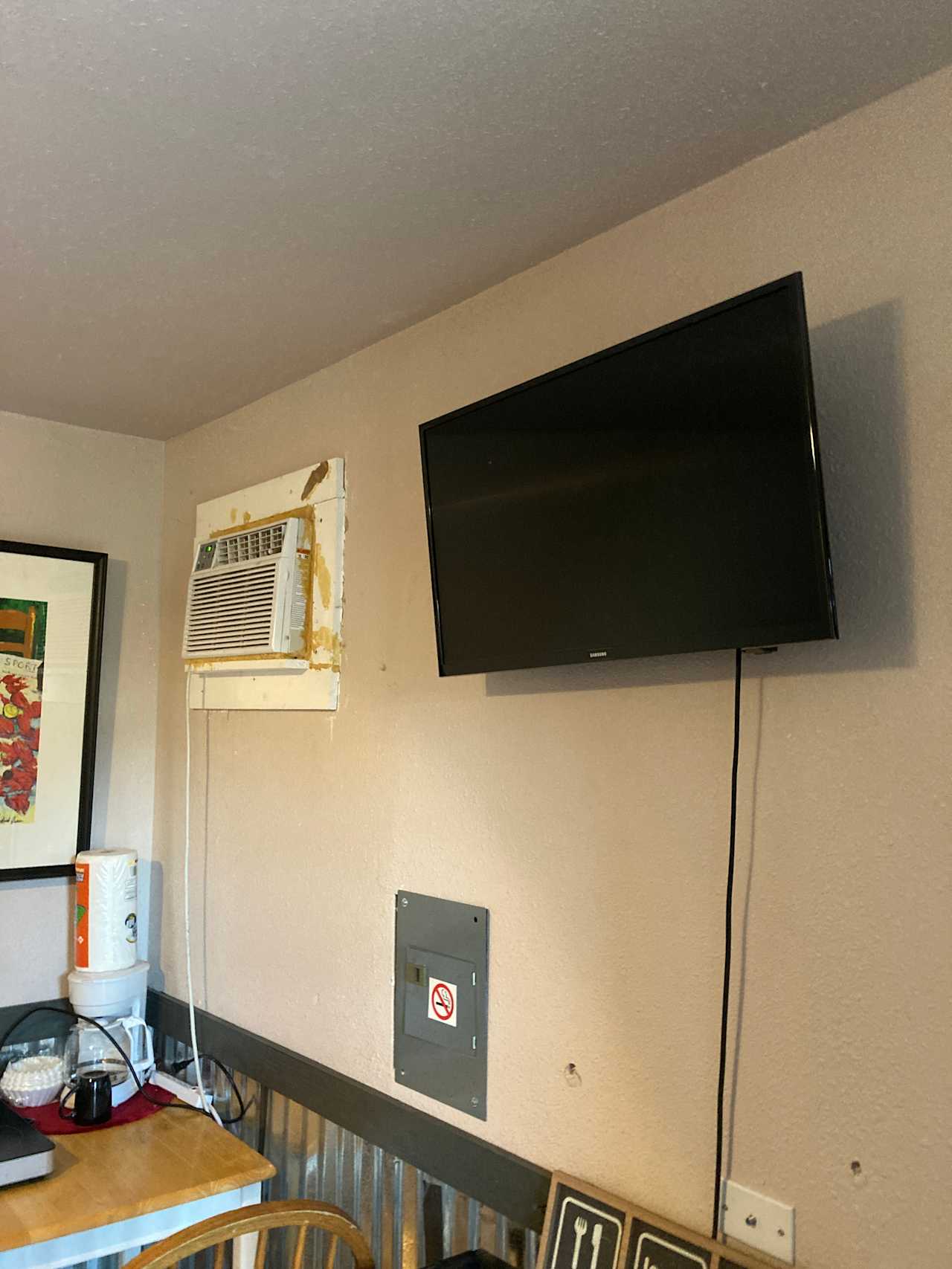  Air conditioner & SmartTV— Bring your own WiFi.
