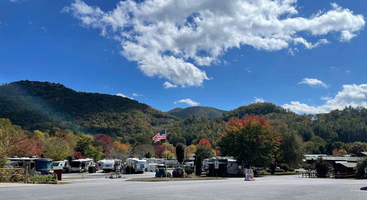 Mountain View Escape at River Vista