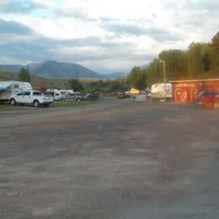 Flat Creek RV Park and Cabins