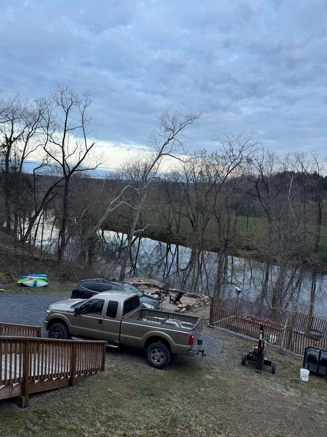 North Fork River Retreat