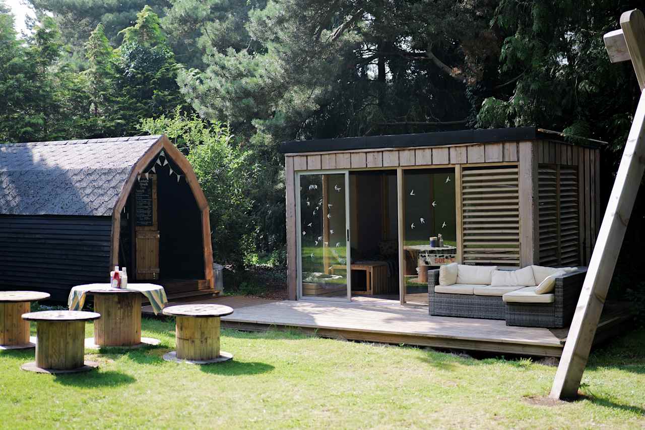 Off-Grid Glamping at Lahtle Wood