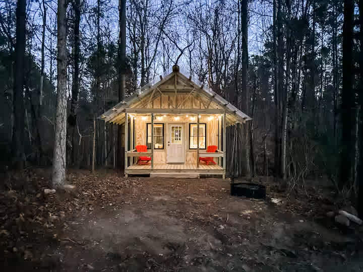 Kerr Lake Glamping at Holly Forest