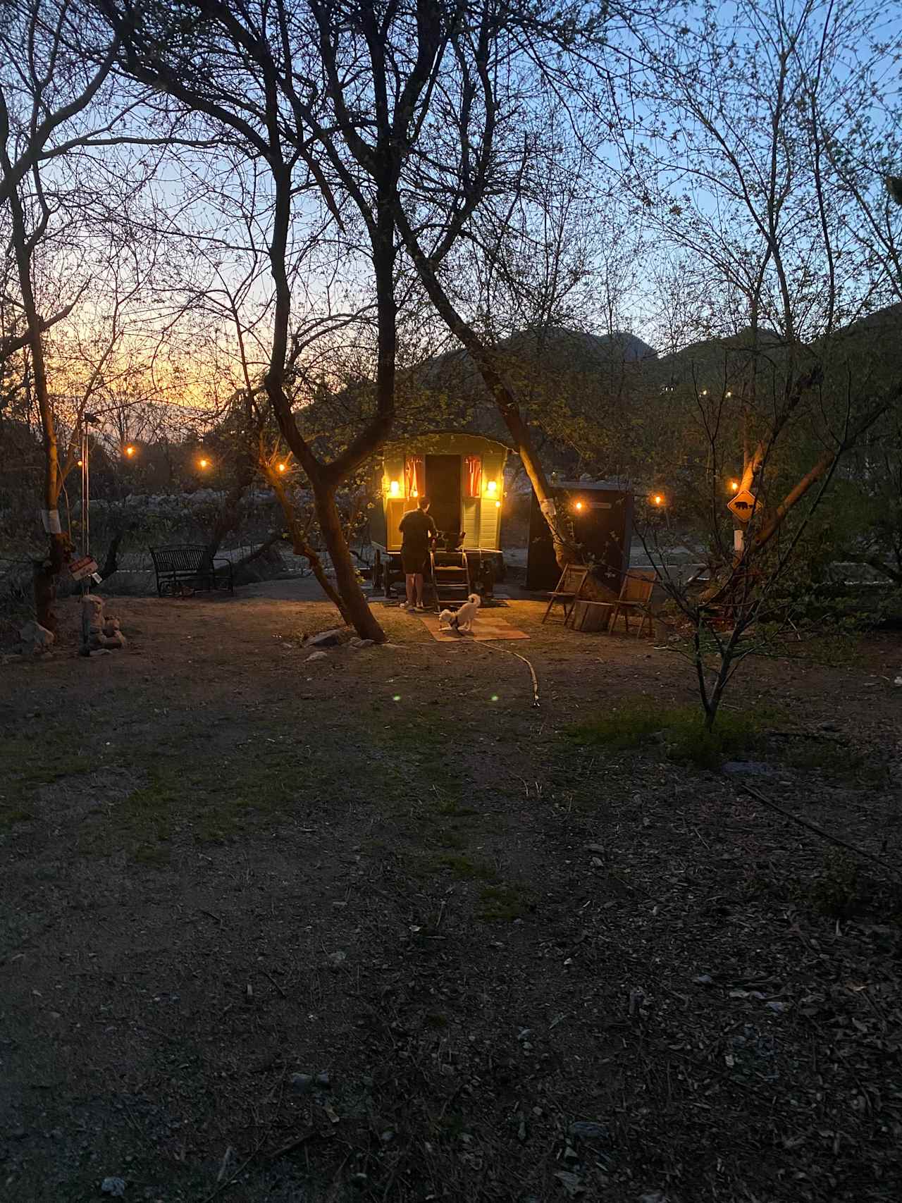 Oak Glen Glamping on Apple Orchard