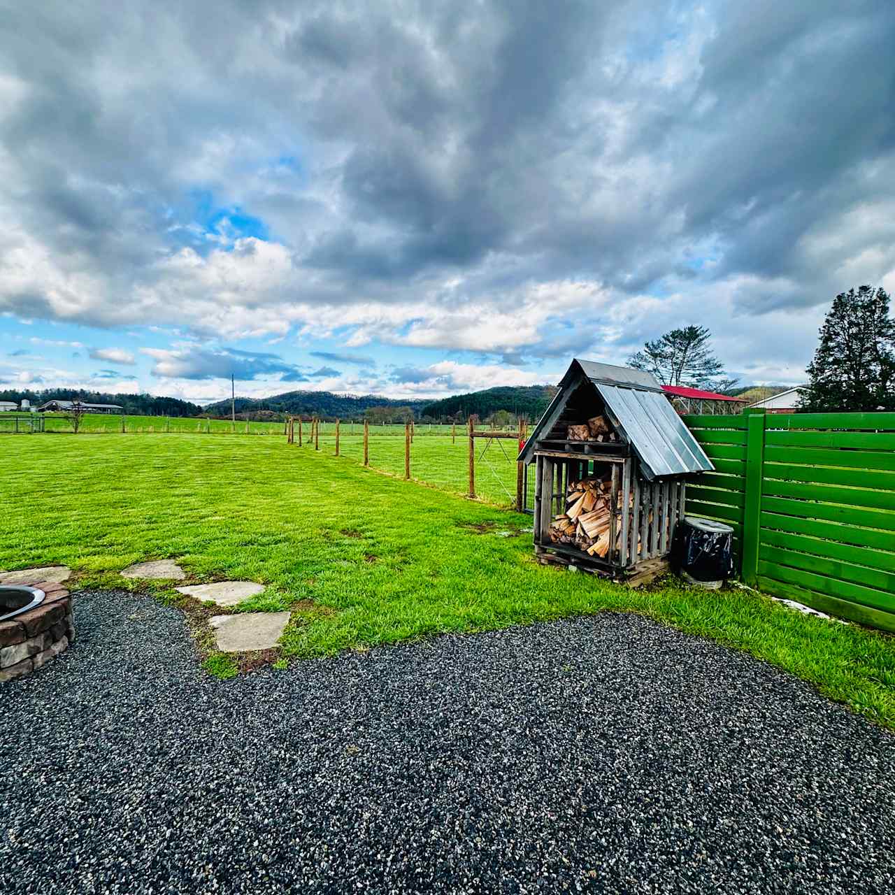 Bell’s Scenic RV Pasture