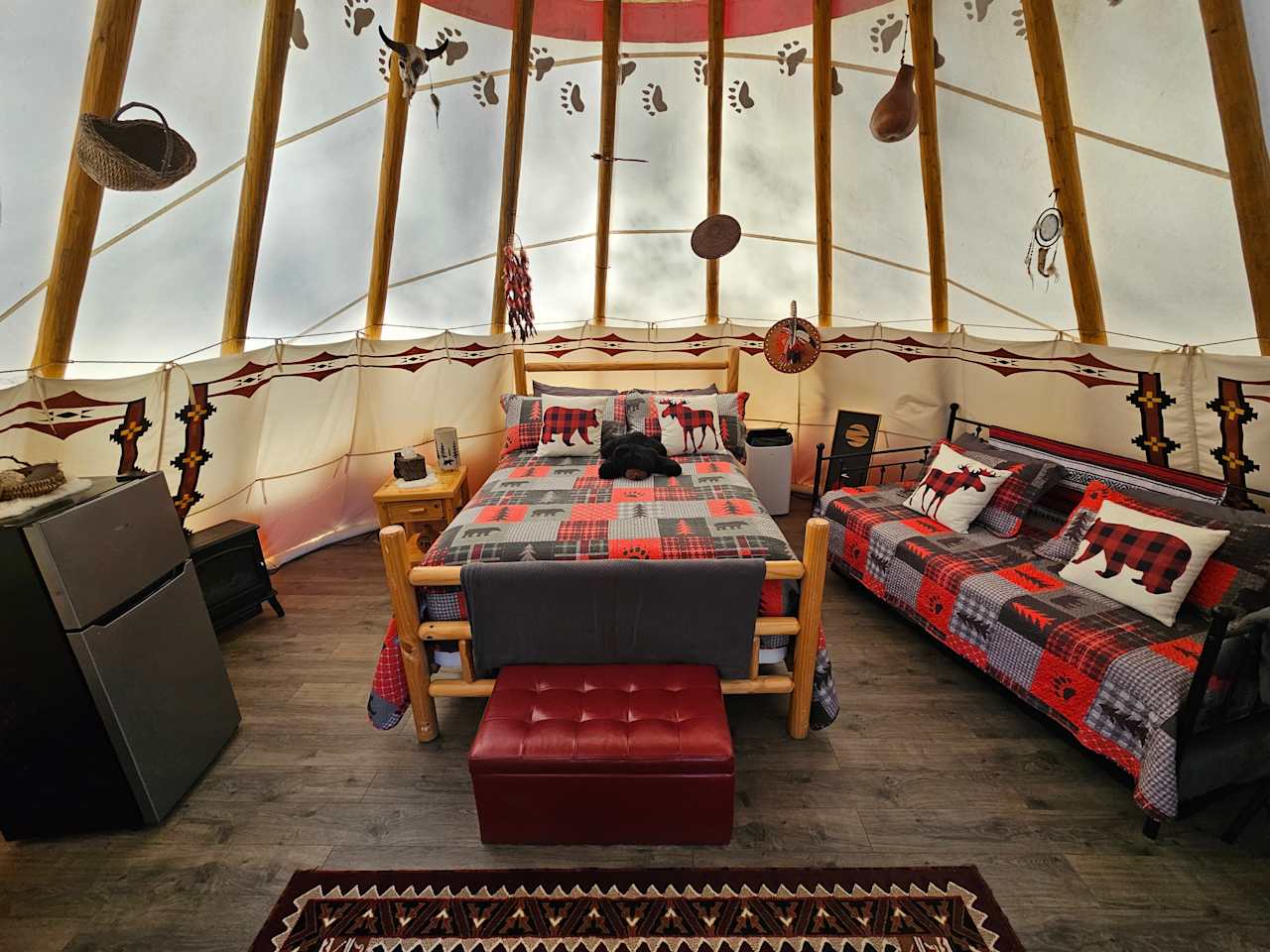 Black Bear Glamping Tipis