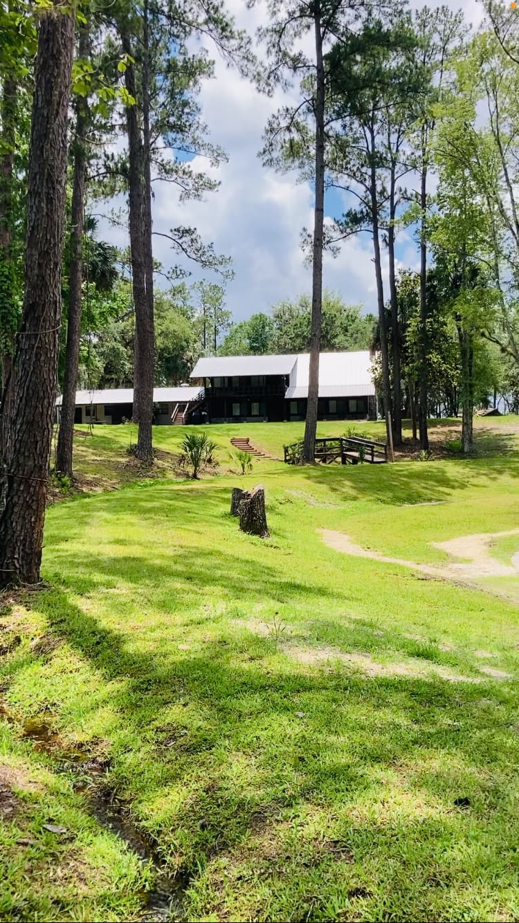 Lodge 