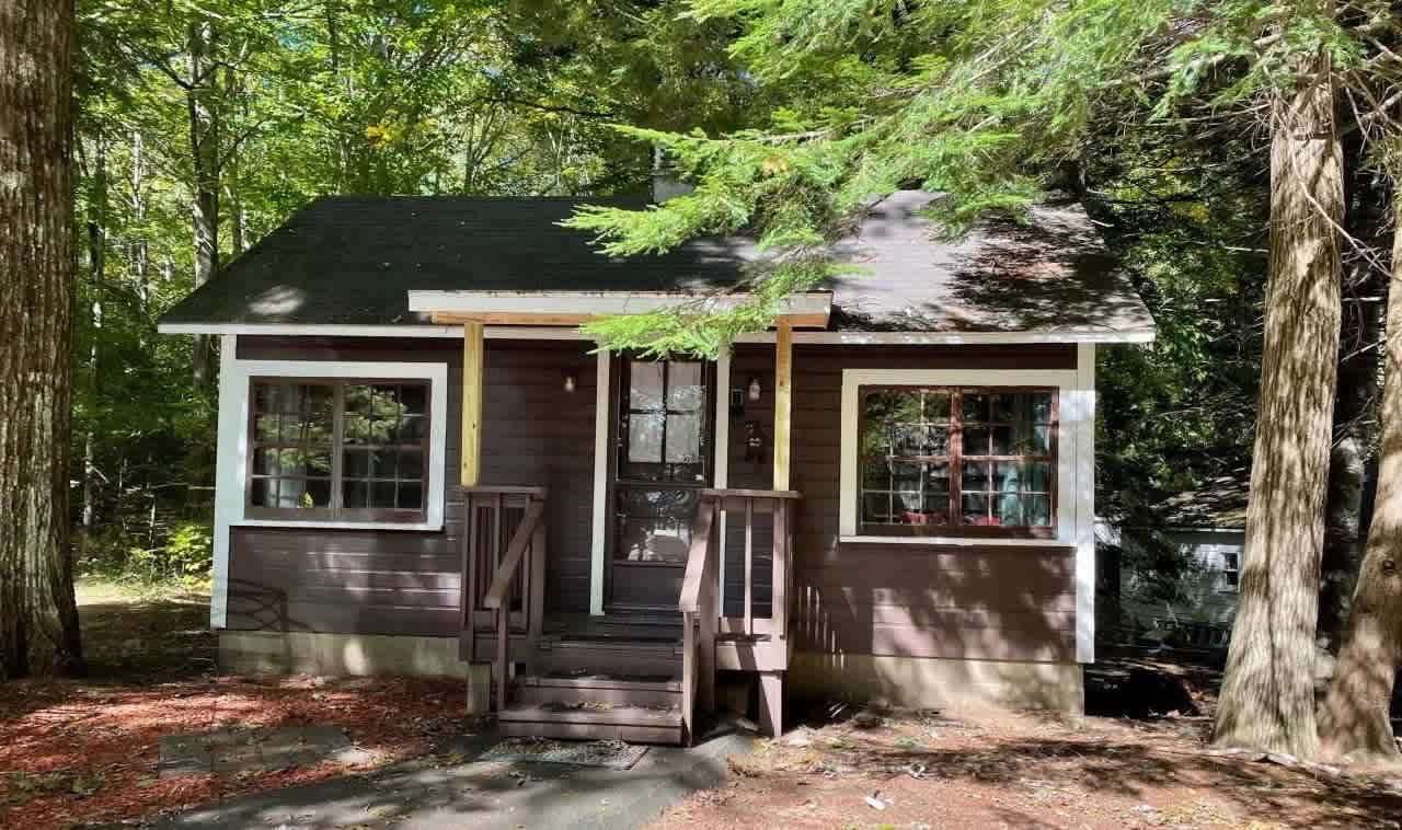 Laughing Bear Cottages