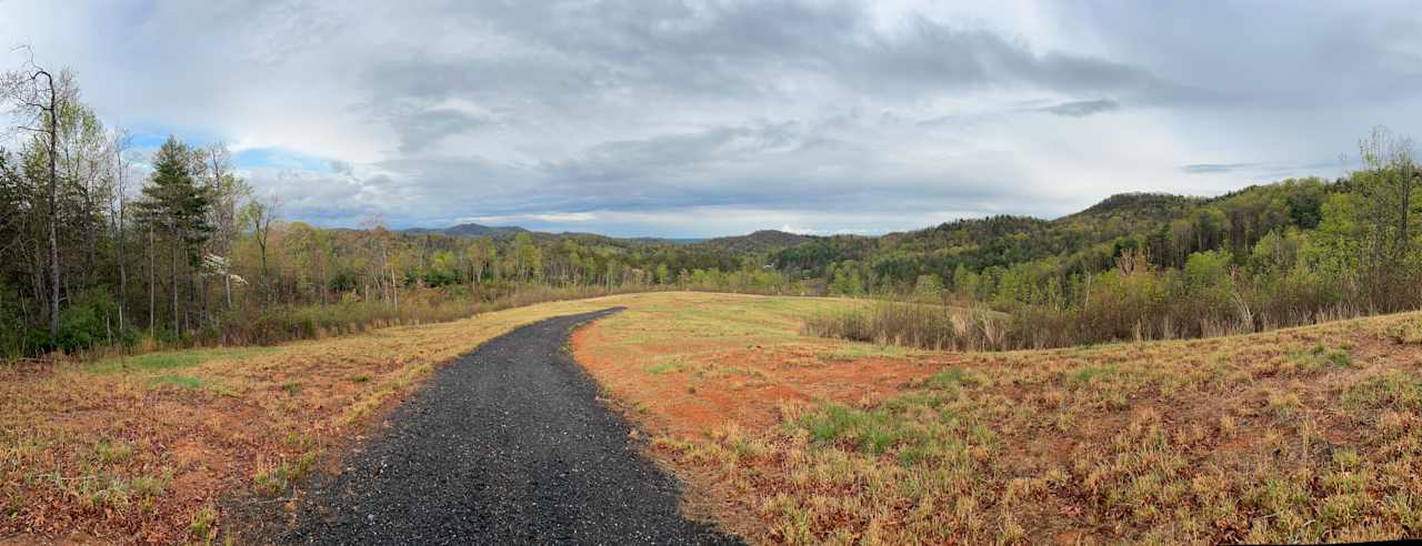 Mountain RV Pads Full Hookup