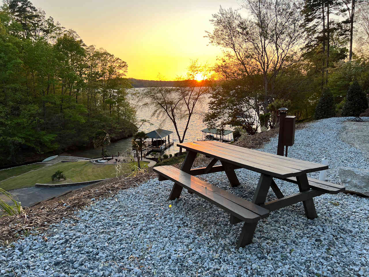 The Bluff On Keowee