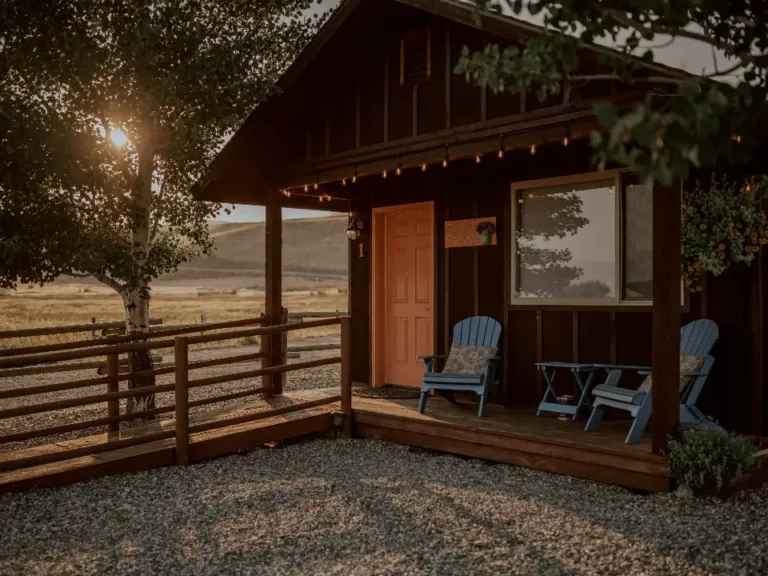 Emigrant Cabins