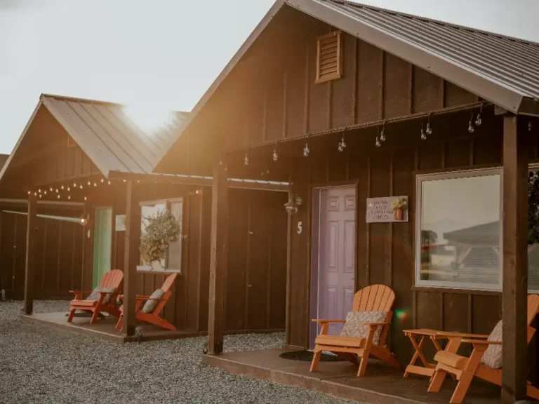 Emigrant Cabins