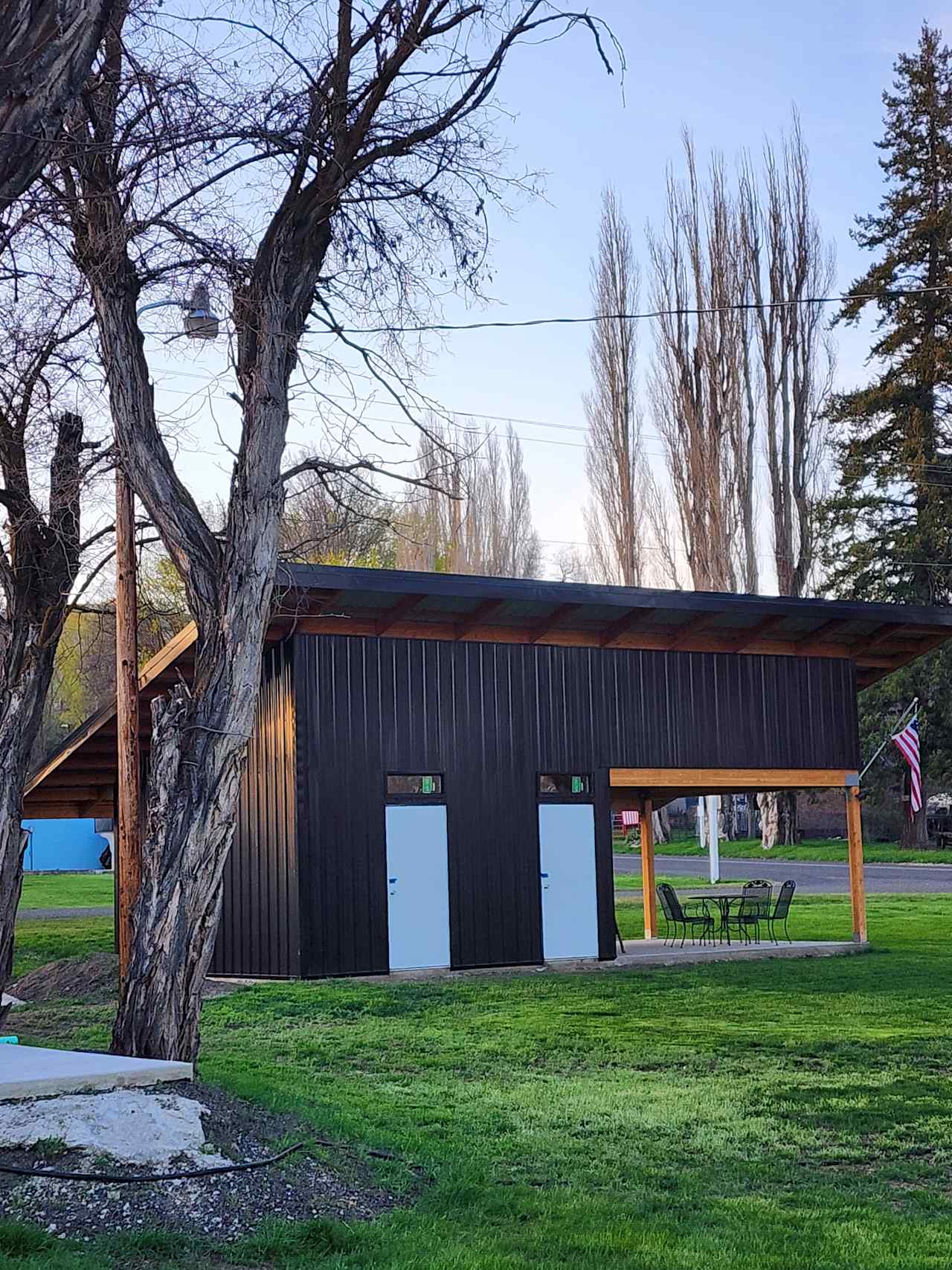 Antelope Market and RV Park Camping