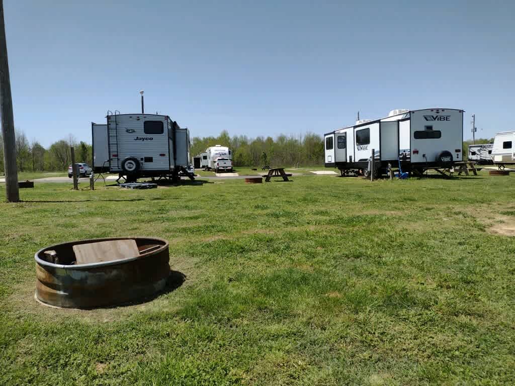 Cook’s Lake RV Parking