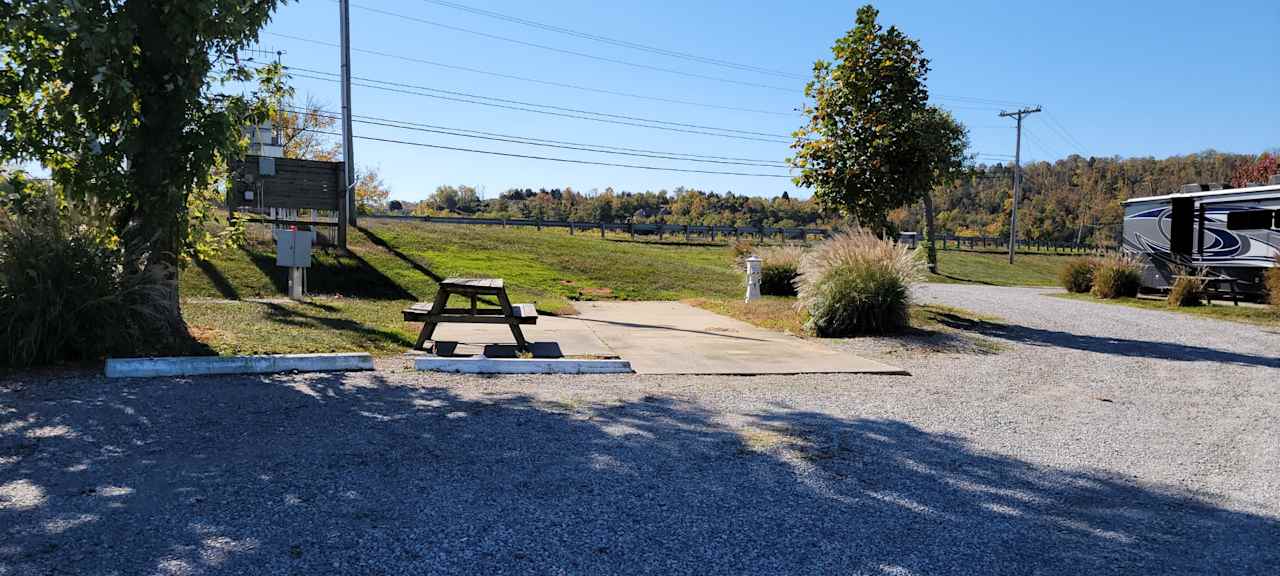 Smugglers Cove Marina & Campground