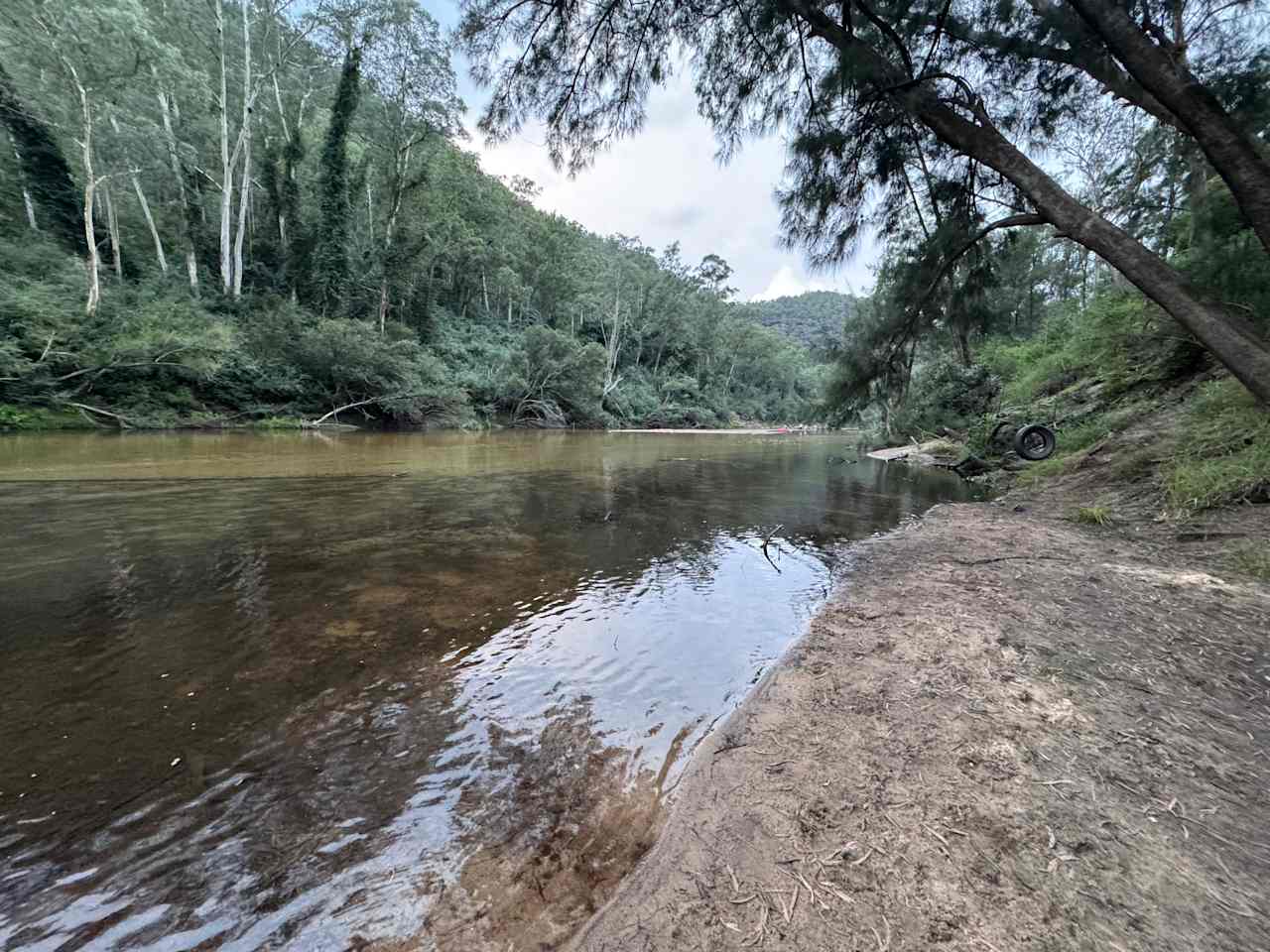 "DeView" Colo River Valley Camping
