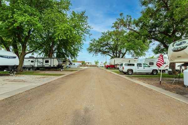 K and R RV Park